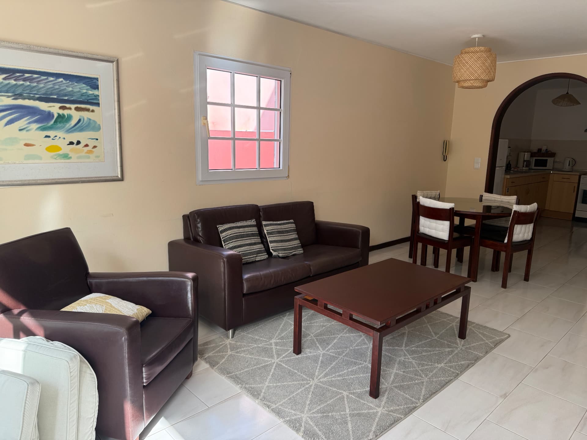 Classic Villa sofa, armchair and dining space